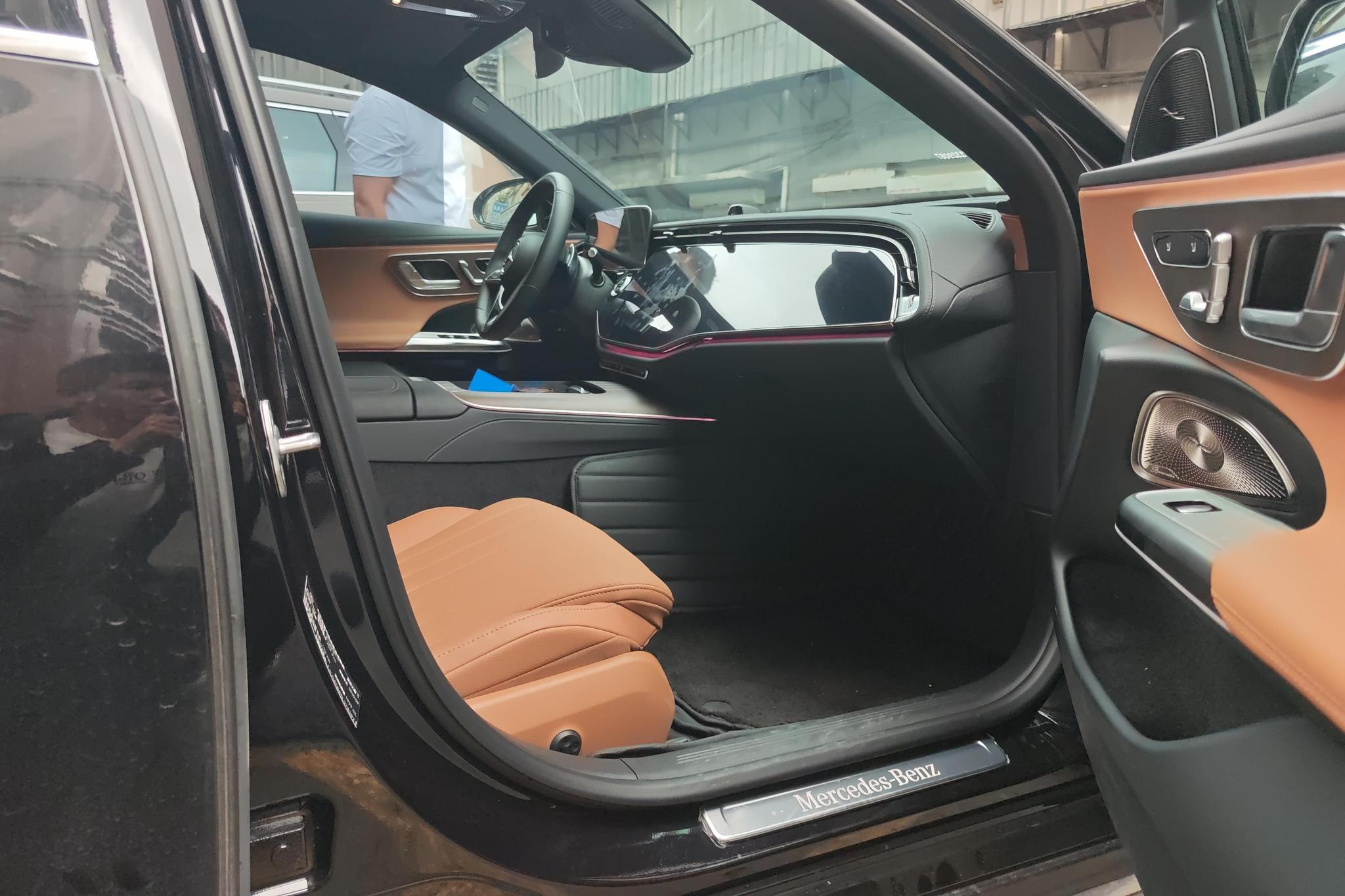 Mercedes-Benz E-class id 4461402 из Китая 8
