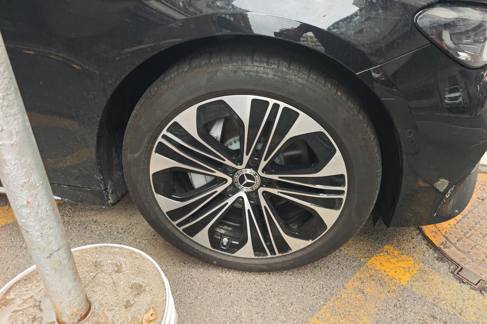 Mercedes-Benz E-class id 4461402 из Китая 9
