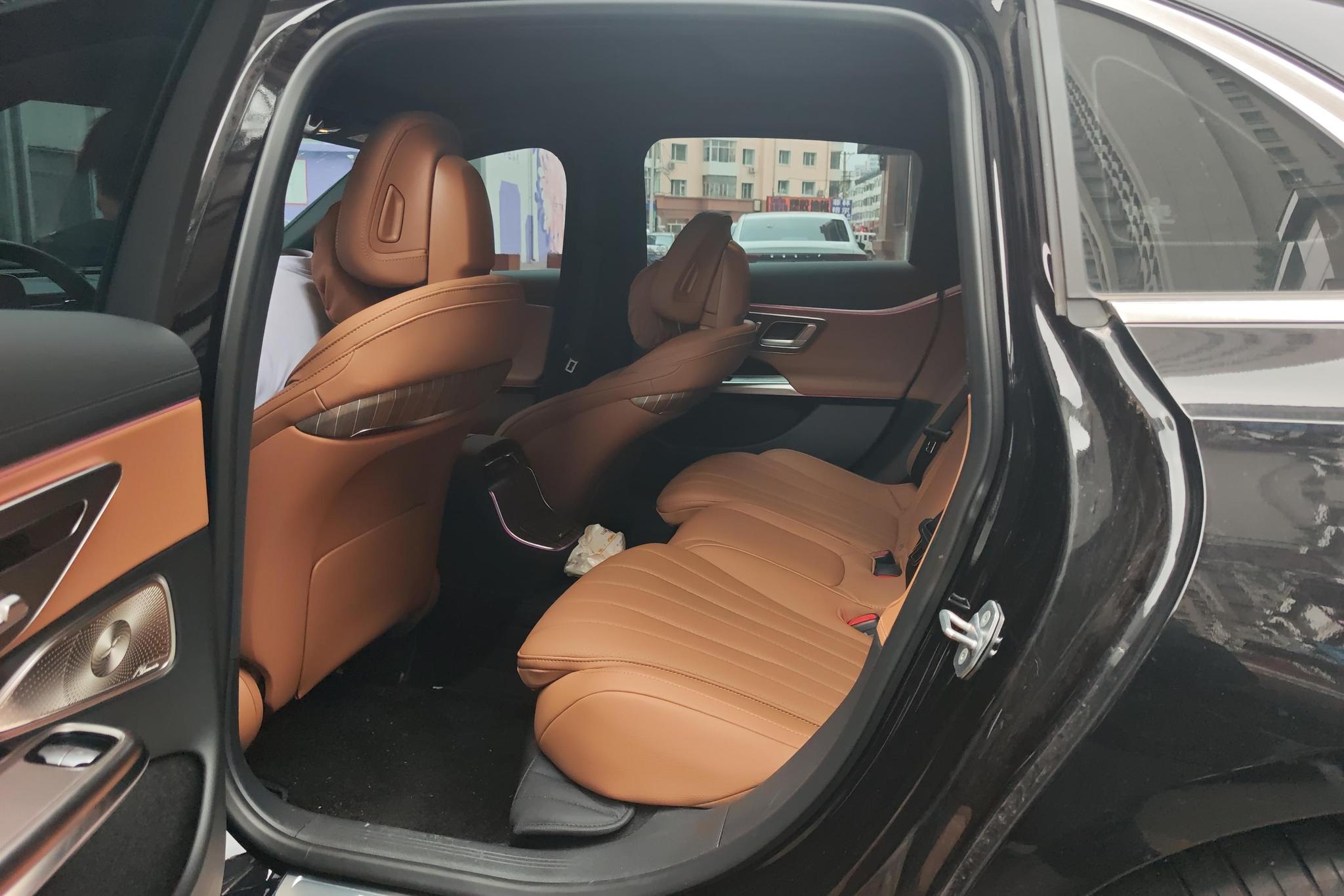 Mercedes-Benz E-class id 4461402 из Китая 10