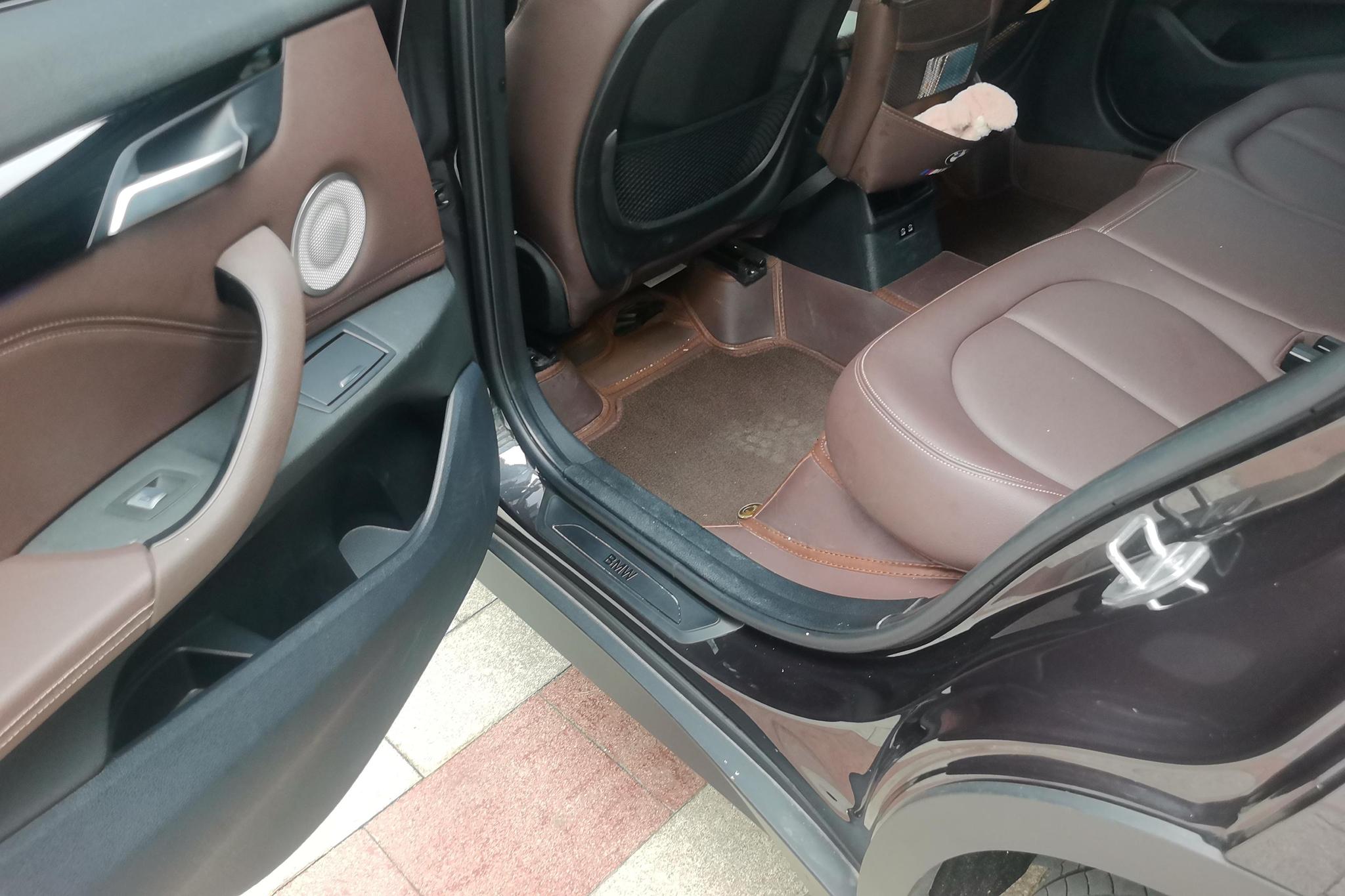 BMW X1 2021 Темно-серый из Китая, фото 6