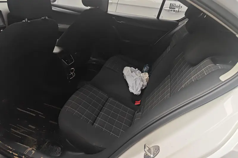 Skoda Octavia — фото 10