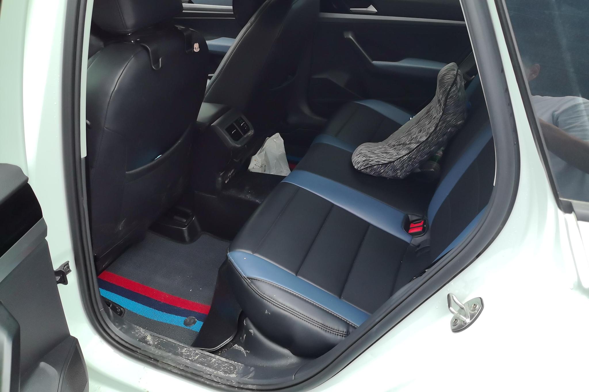 Volkswagen Lavida id 4461416 из Китая 7