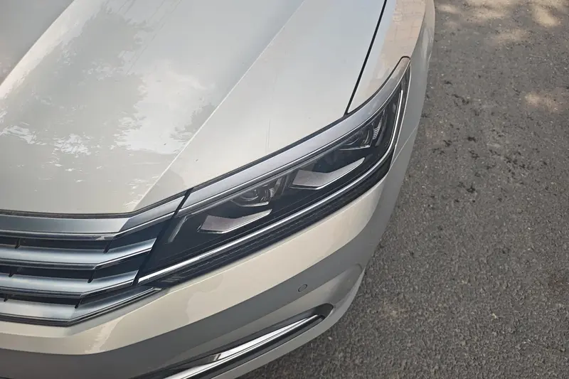 Volkswagen Passat — фото 4