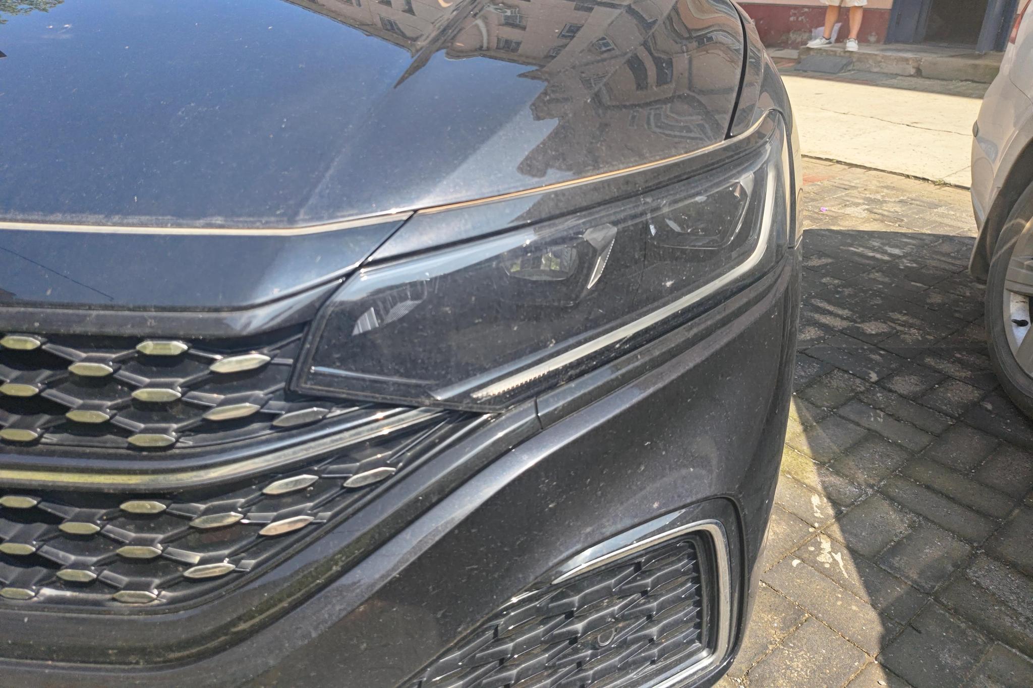 Volkswagen Passat id 4467665 из Китая 14