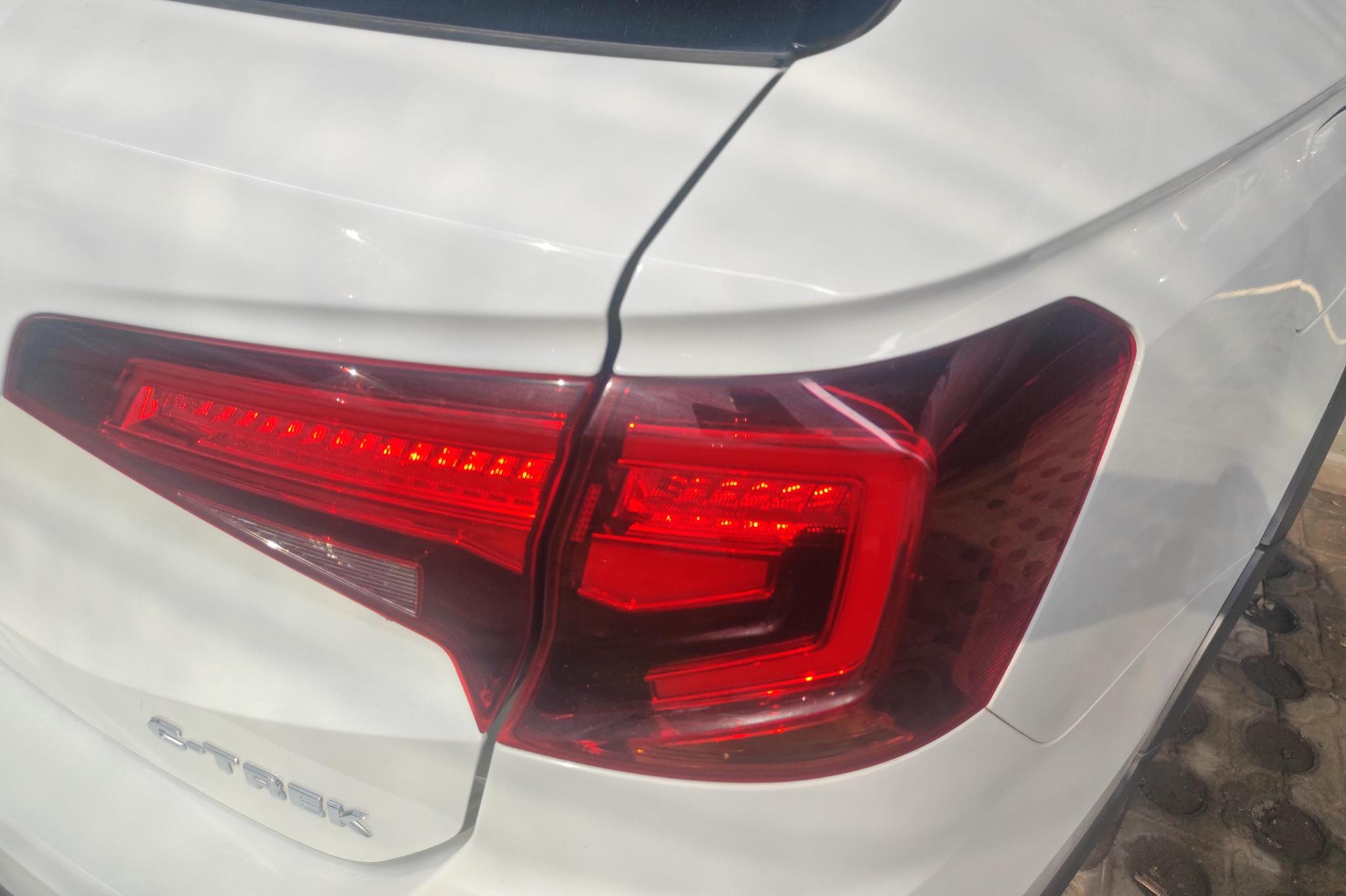 Volkswagen C-Trek 2018 1.5L AT Fashion