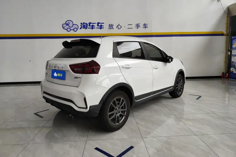 Geely Vision X3 — фото 3