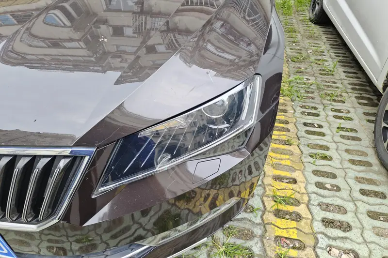 Skoda Superb — фото 4