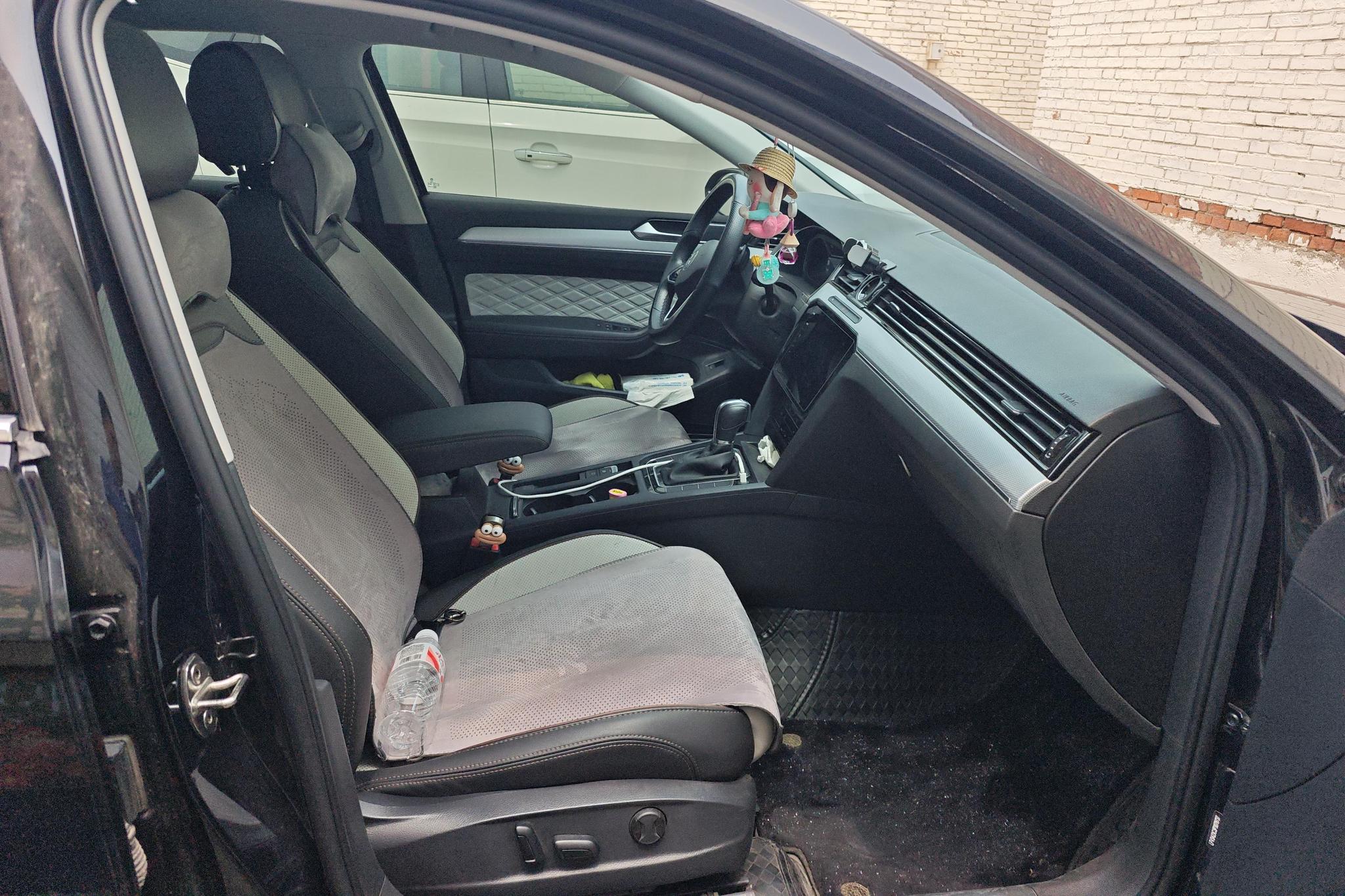 Volkswagen Magotan id 4473901 из Китая 11