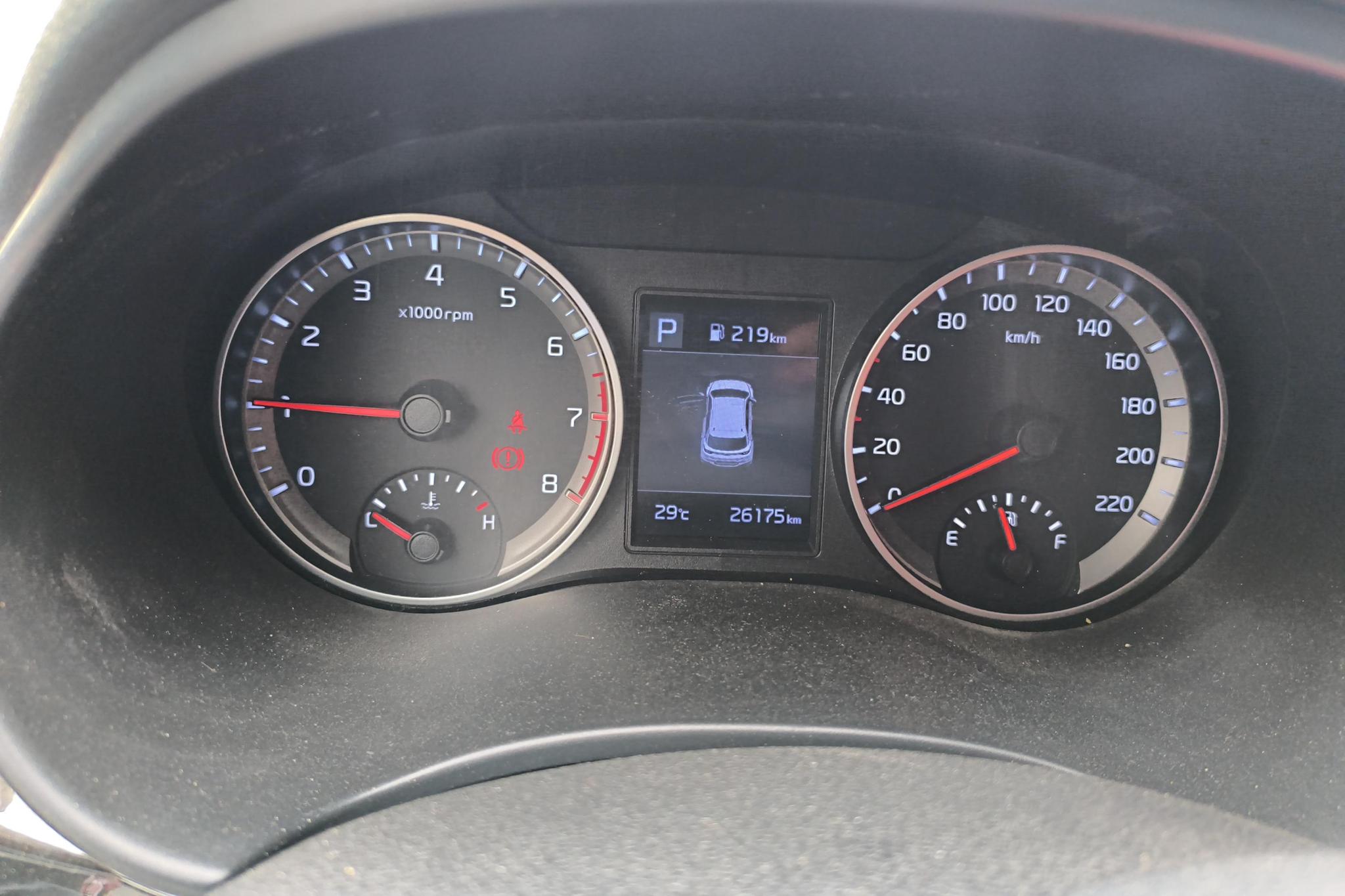 Kia Yi Ran id 4479457 из Китая 8