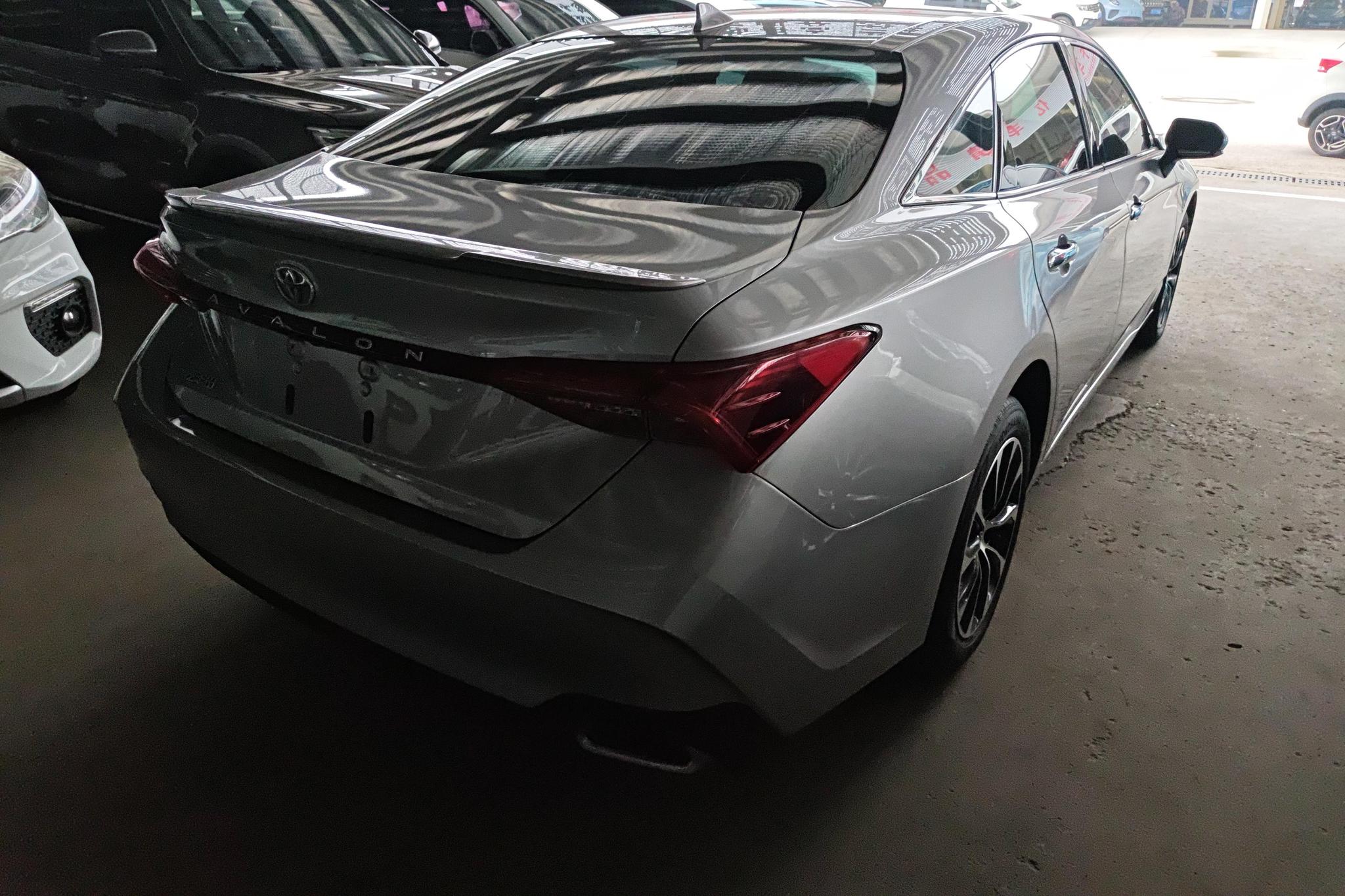 Toyota Asian dragon 2023 Темно-серый из Китая, фото 2