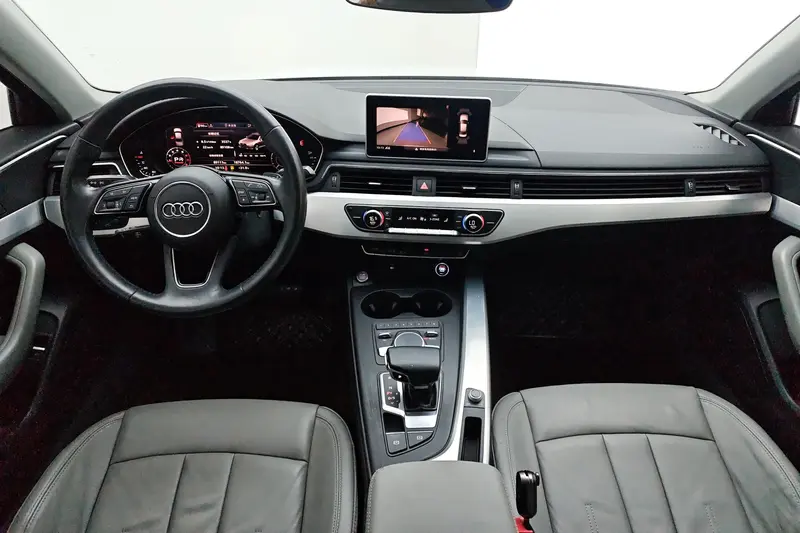 Audi A4L — фото 10