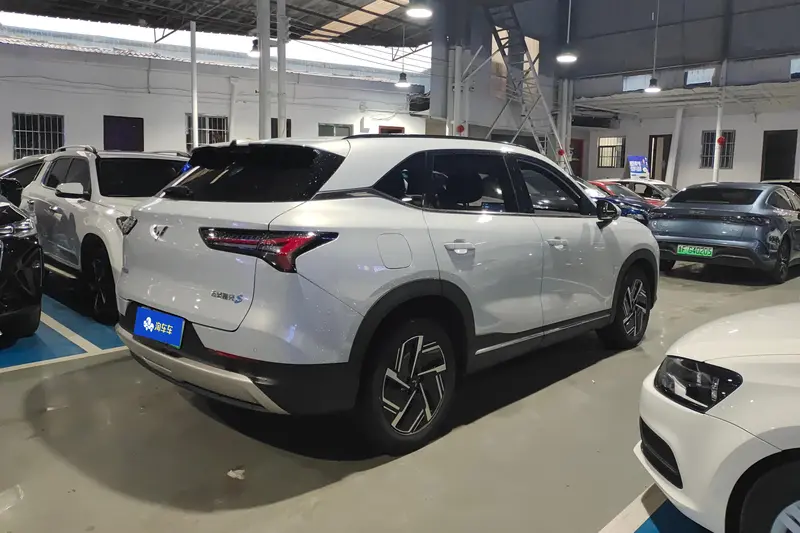 Wuling Starlight S — фото 3