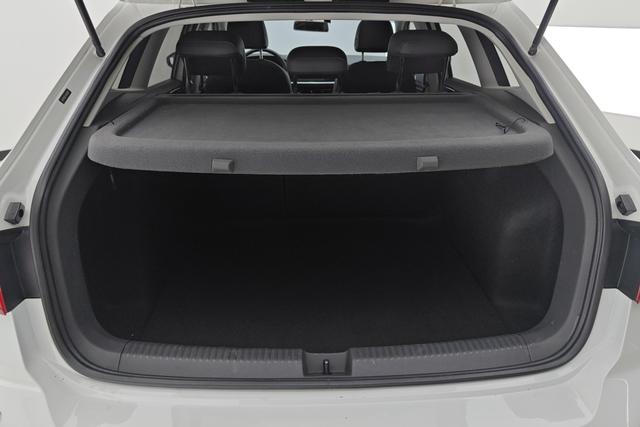 Volkswagen Lavida 2018 — фото 17