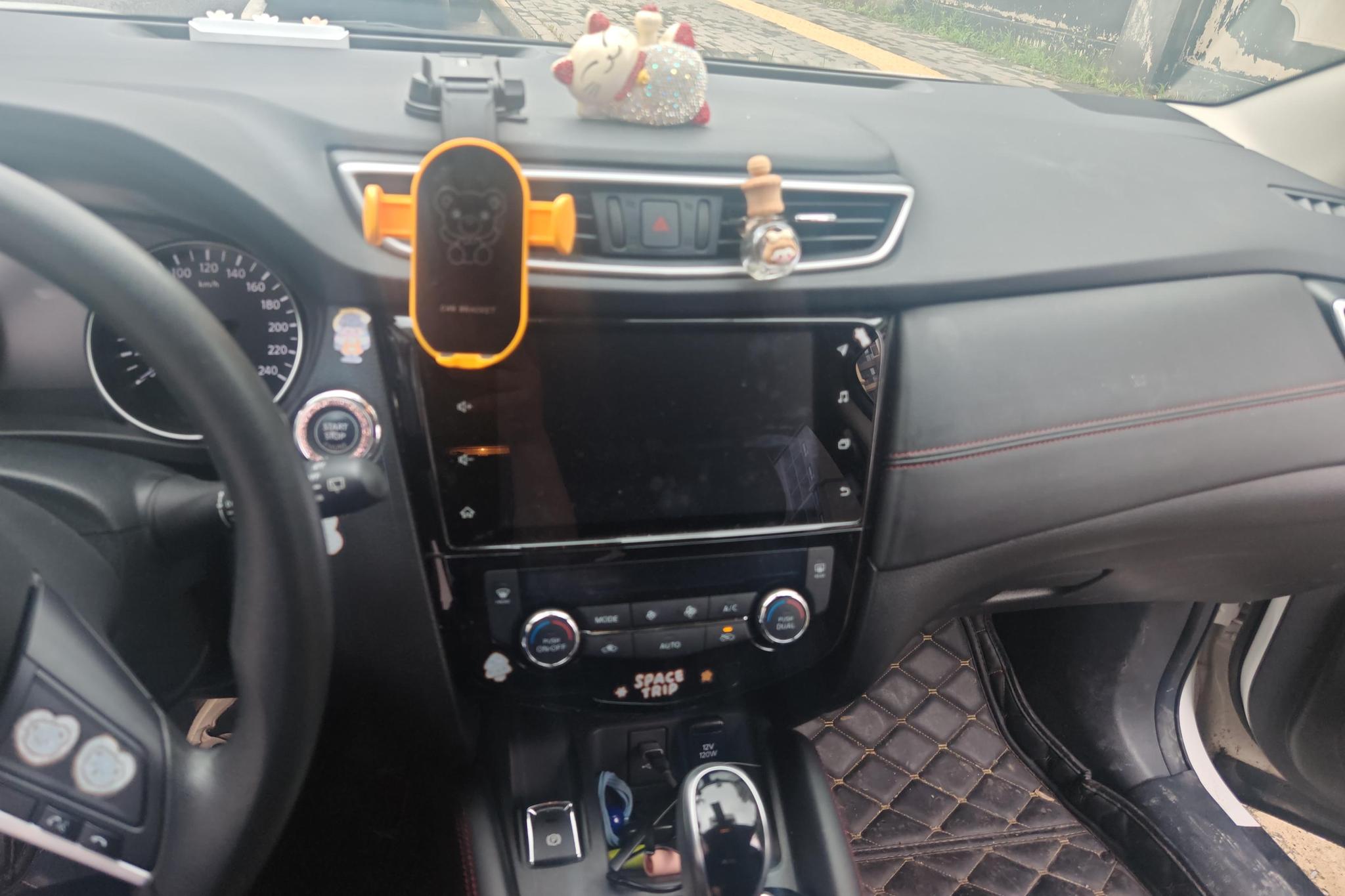 Nissan Qashqai 2021 Белый из Китая, фото 4