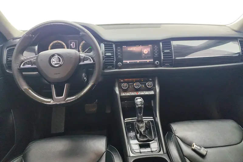 Skoda Kodiaq — фото 7
