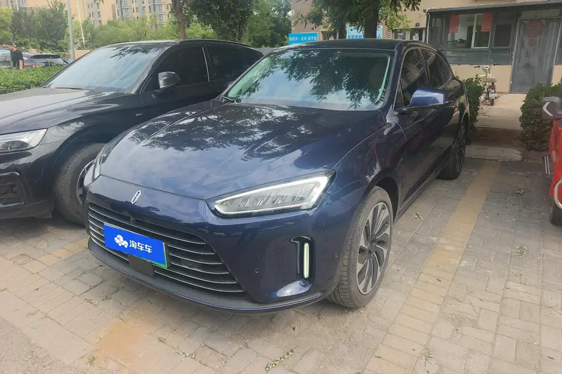 AITO M5