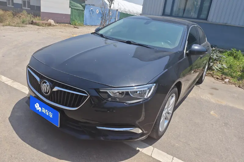 Buick Regal — фото 1
