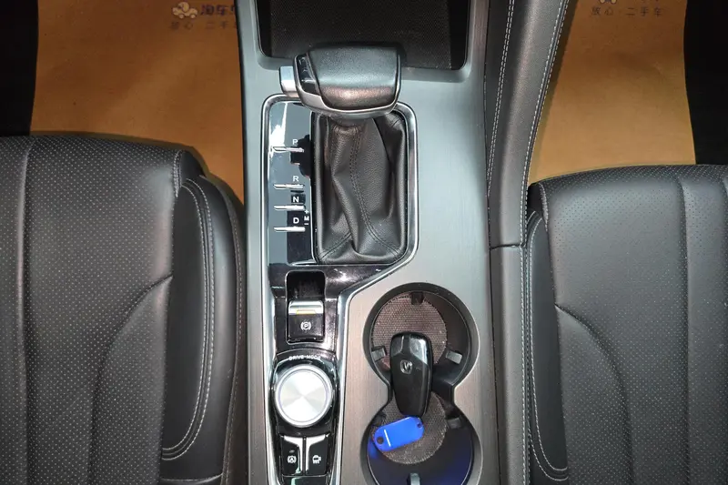Changan CS75 PLUS — фото 11