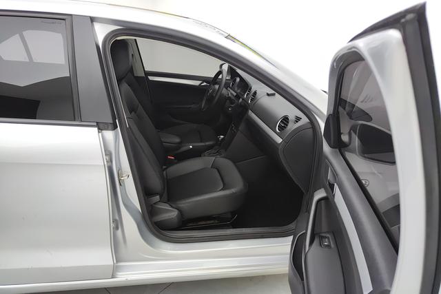 Volkswagen Jetta 2015 — фото 15