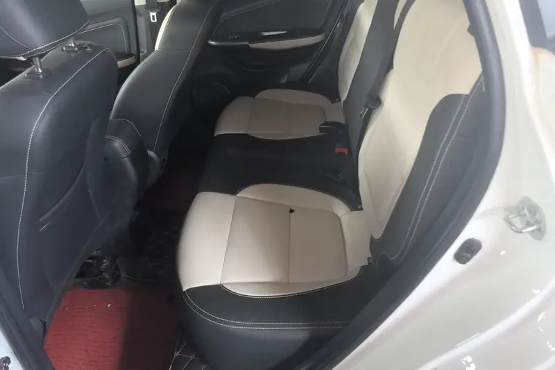 Changan CS35 — фото 10