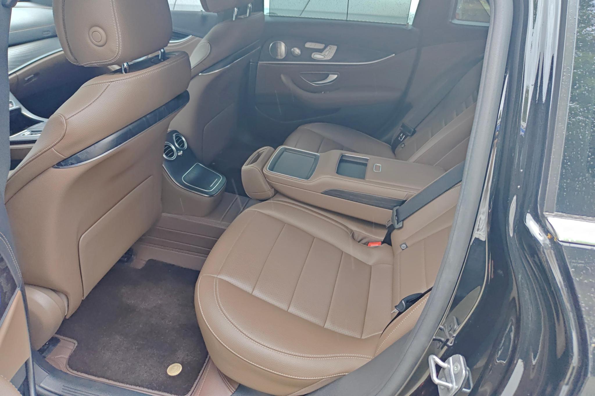 Mercedes-Benz E-class 2020 Черный из Китая