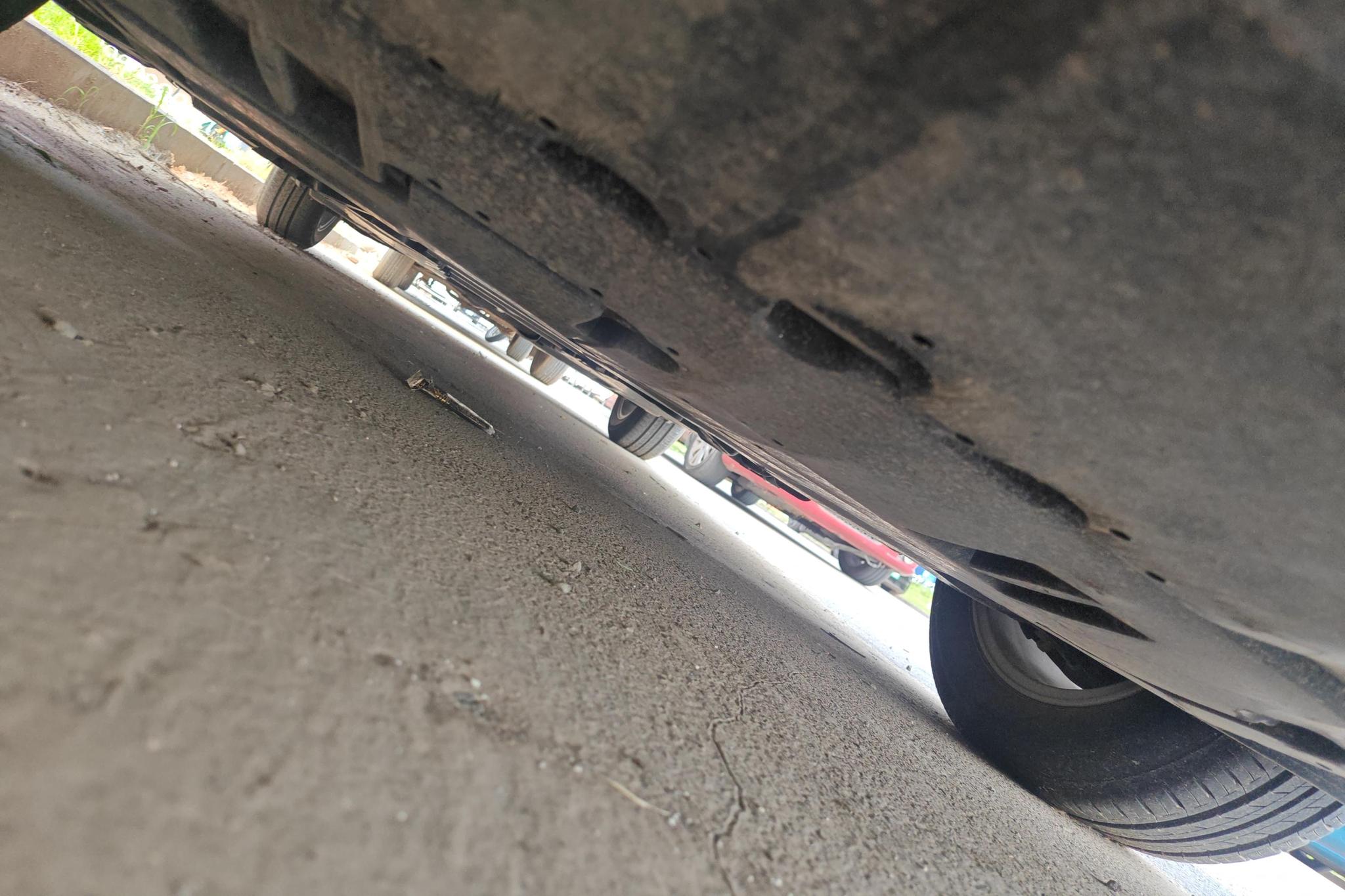 Toyota Corolla id 4510752 из Китая 8