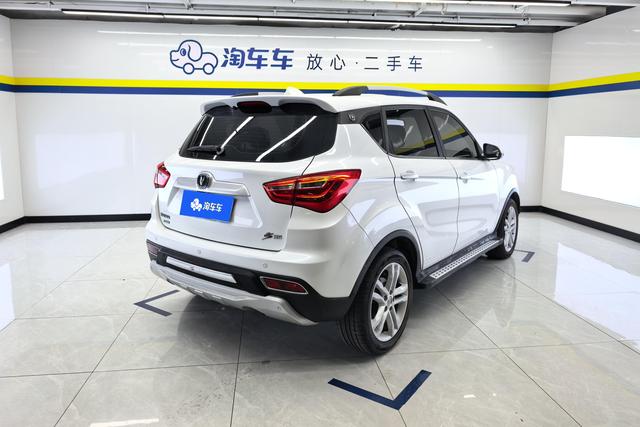 CHANGAN CS35 2017 — фото 3