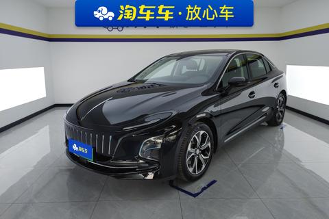 Hongqi E-QM5