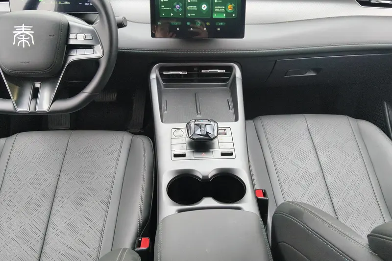 BYD Qin Plus — фото 14