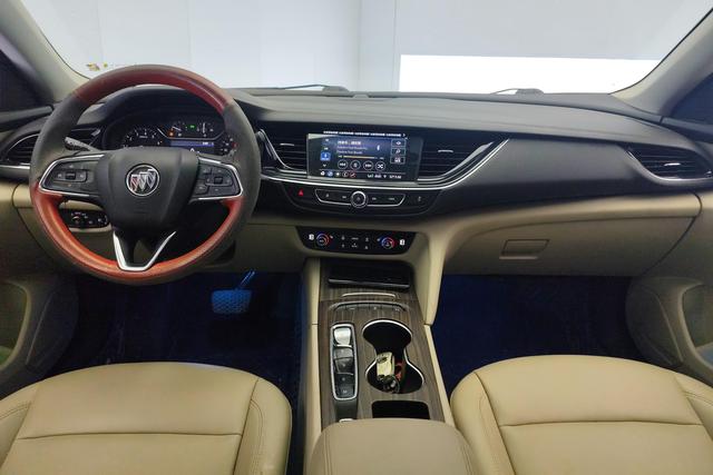Buick Regal 2021 — фото 12