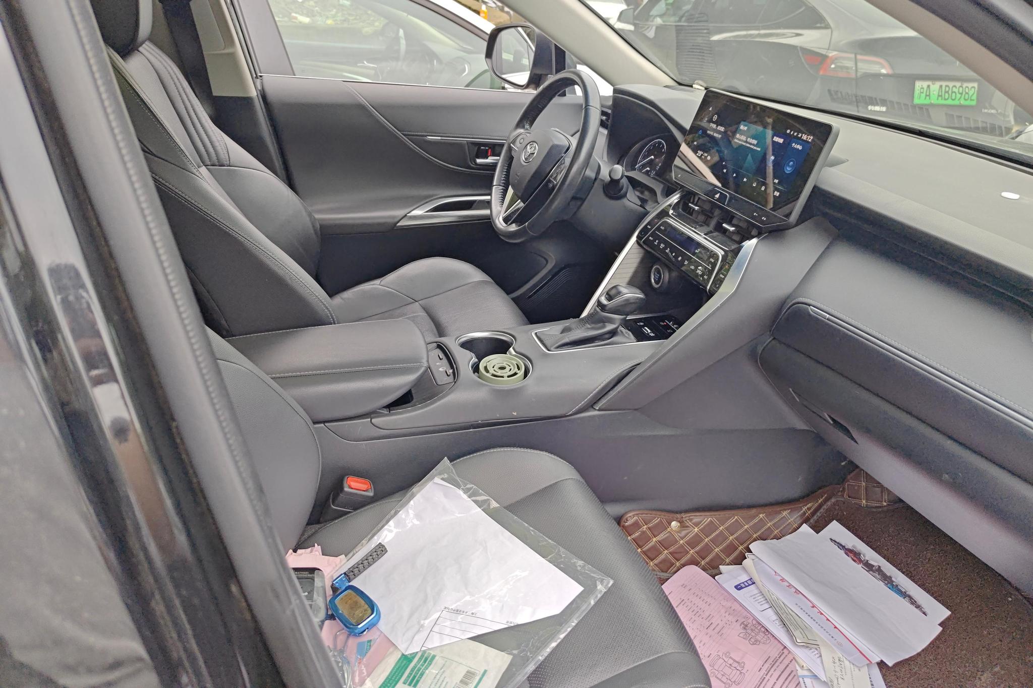 Toyota Ling Fang HARRIER 2021 Черный из Китая