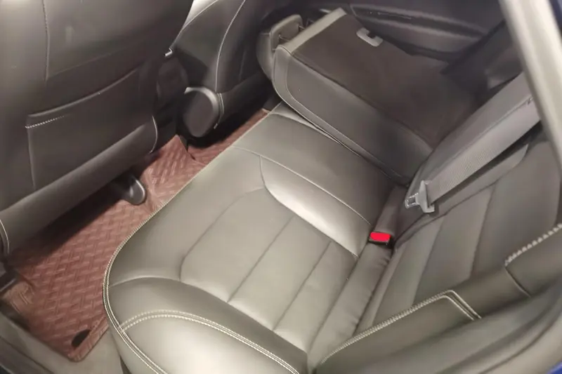 Geely Emgrand GS — фото 10