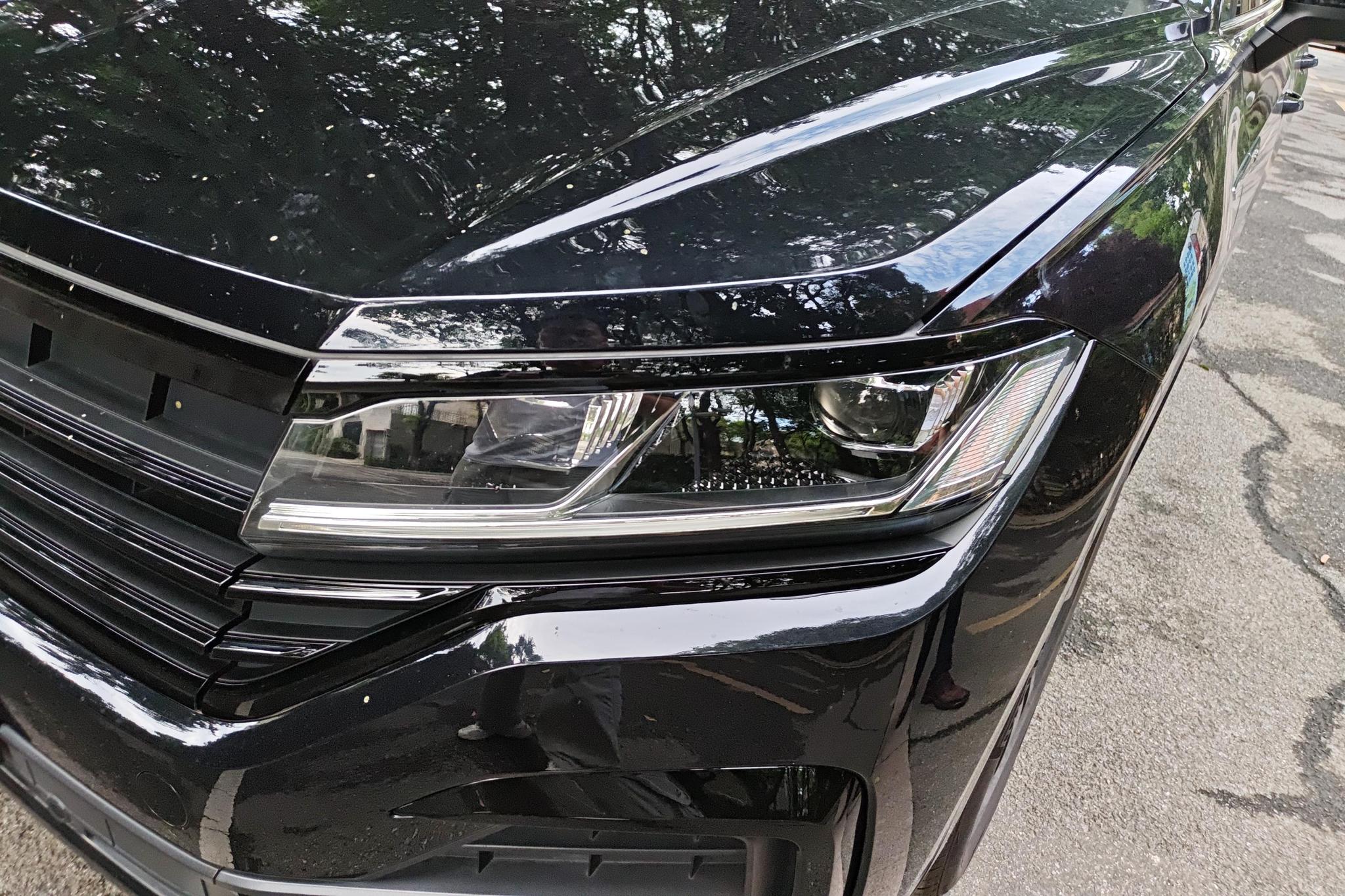 Volkswagen Touareg 2022 Черный из Китая