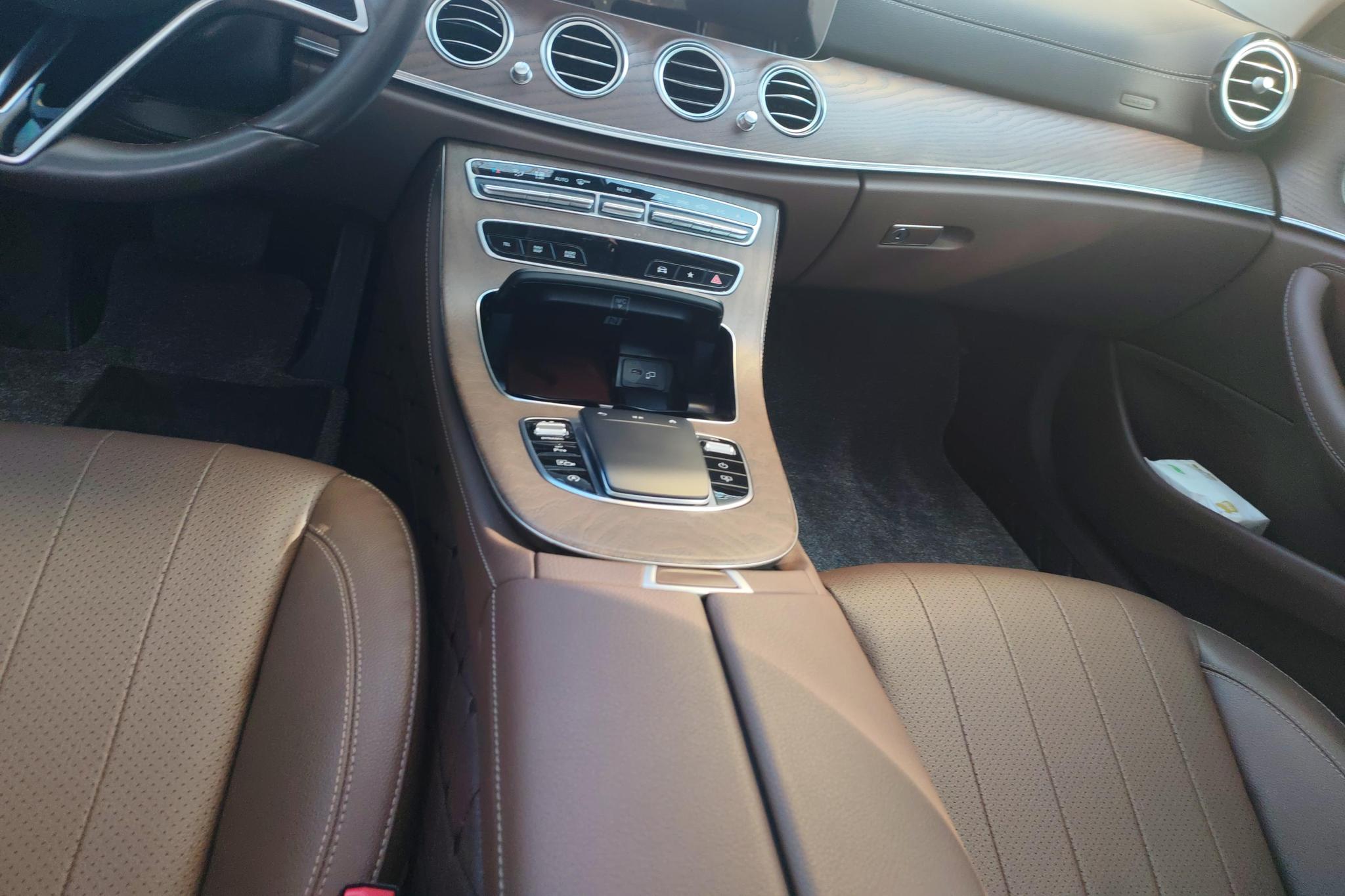 Mercedes-Benz E-class id 4510918 из Китая 12