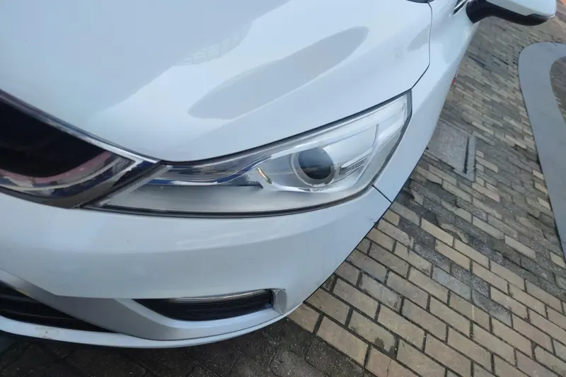 Geely Emgrand GS 1.3 T MT — фото 4