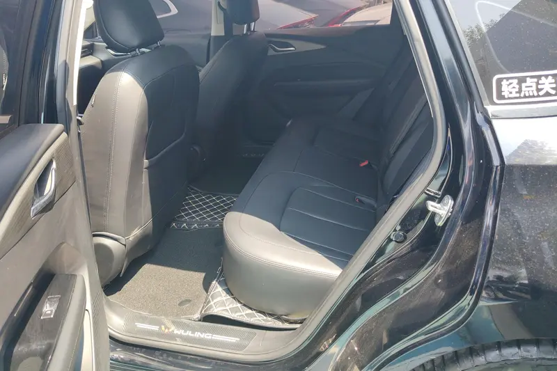 Wuling Starlight — фото 9