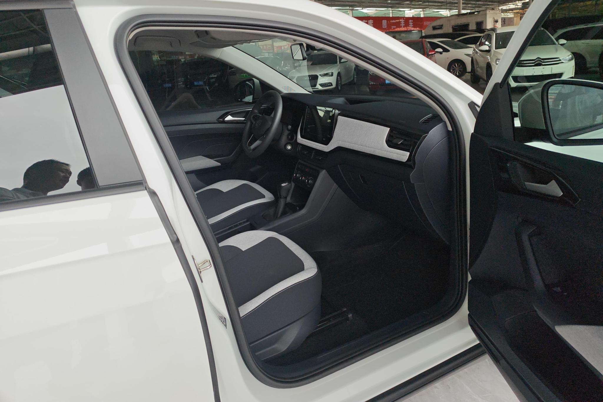 Volkswagen Tuyue id 4510603 из Китая 8