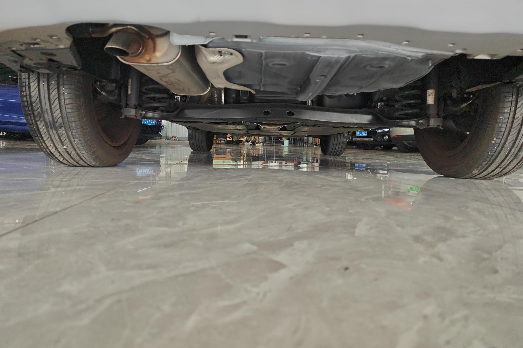 Volkswagen Tuyue id 4510603 из Китая 9
