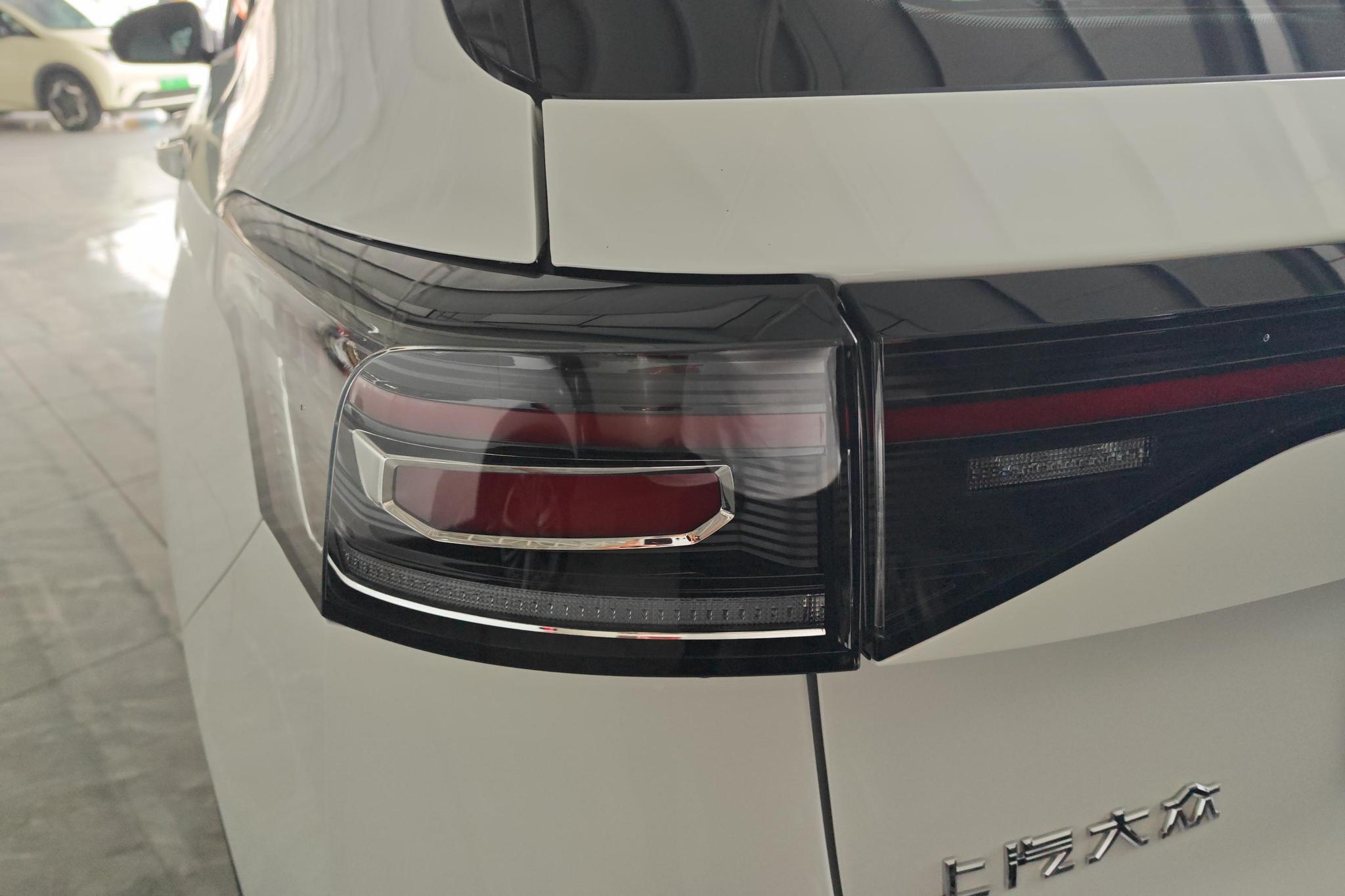 Volkswagen Tuyue id 4510603 из Китая 11