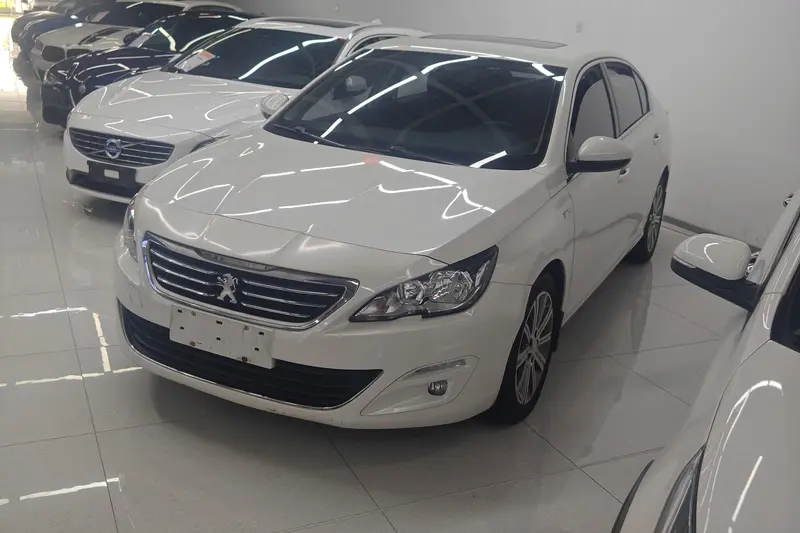 Peugeot 408