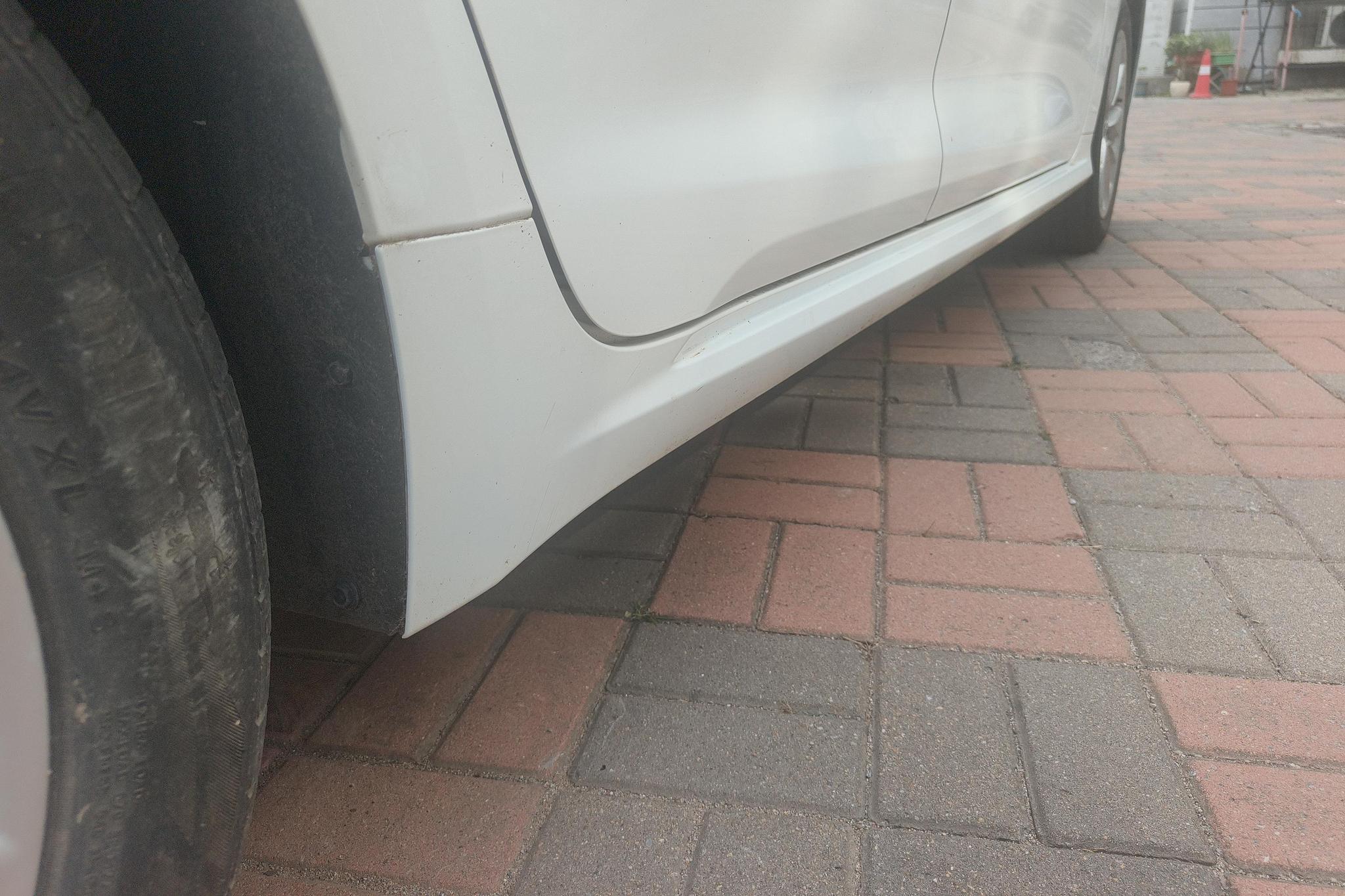 Toyota Corolla id 4510689 из Китая 14