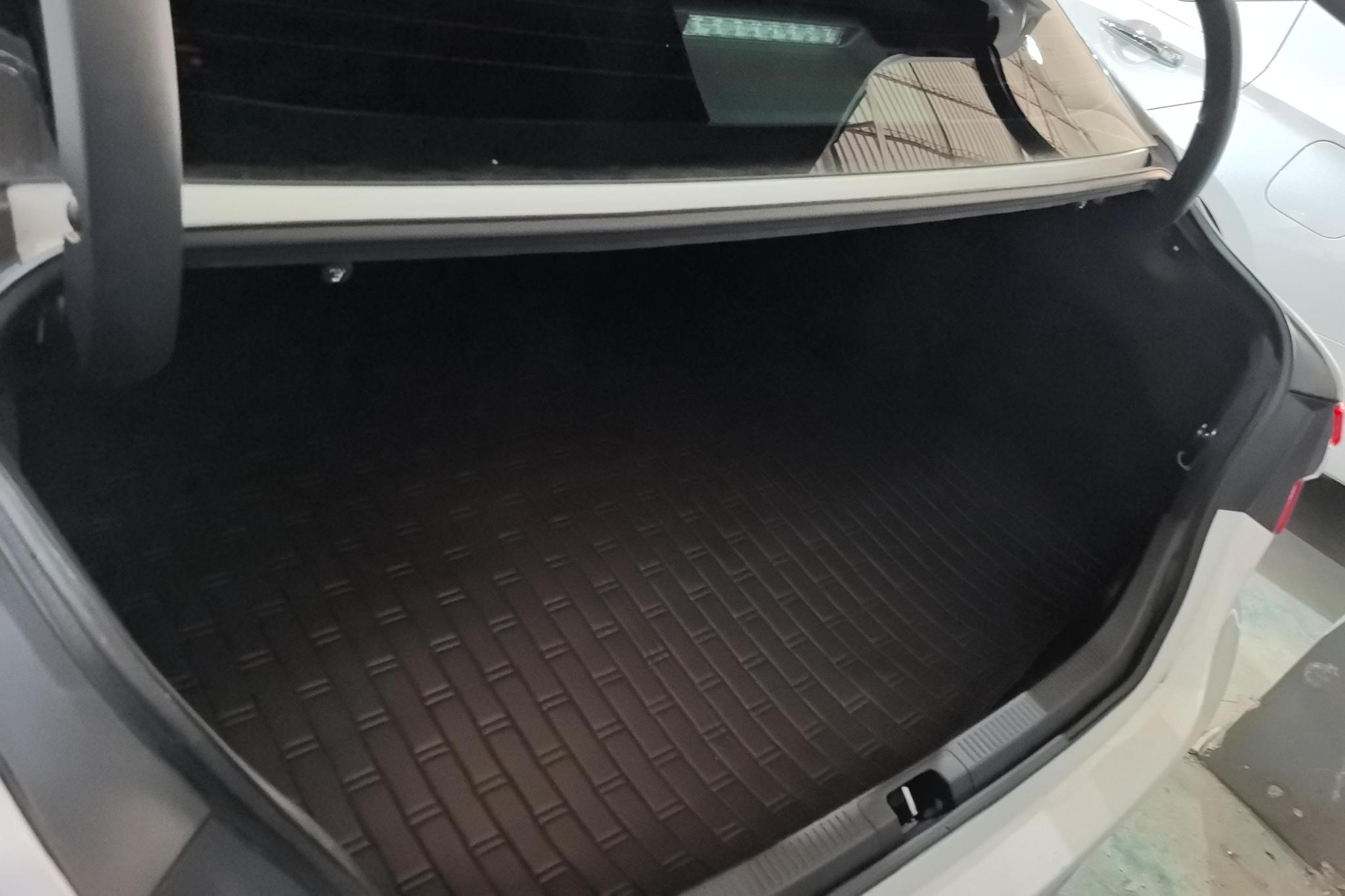 Toyota Camry id 4510884 из Китая 9