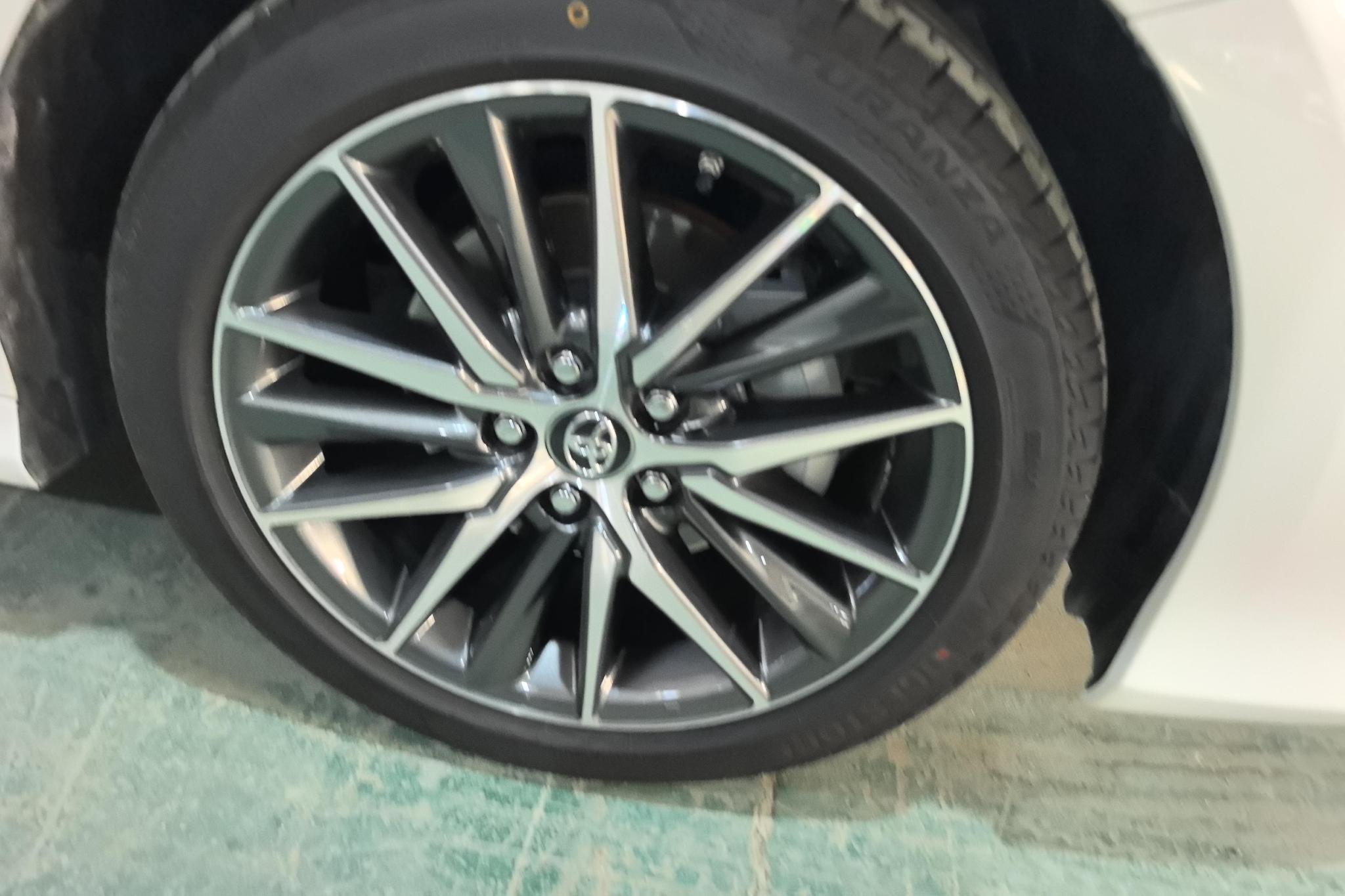 Toyota Camry id 4510884 из Китая 13
