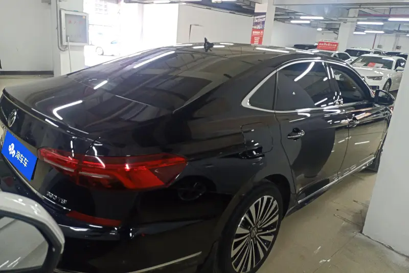 Volkswagen Passat — фото 3