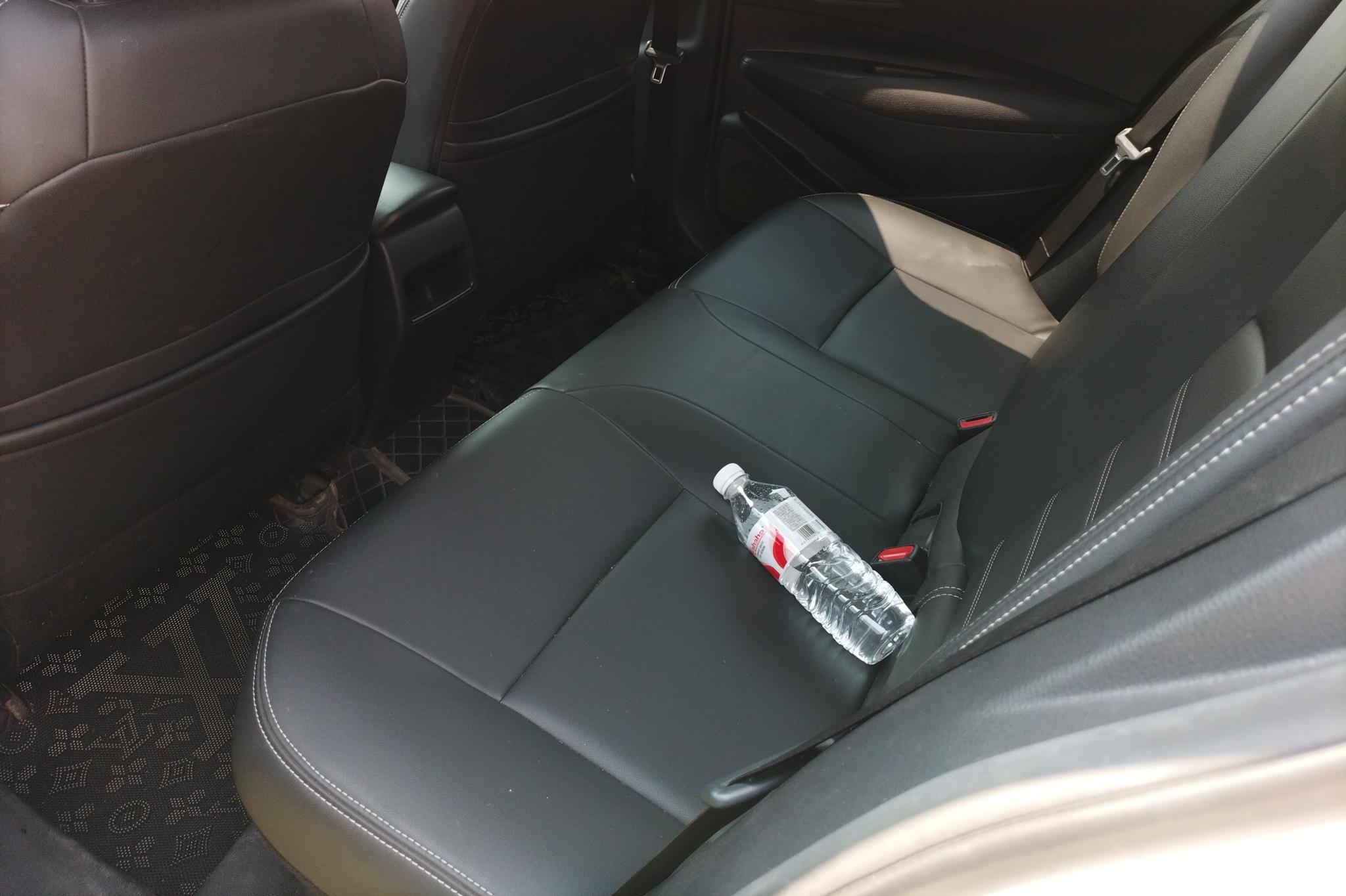 Toyota Corolla id 4513678 из Китая 14