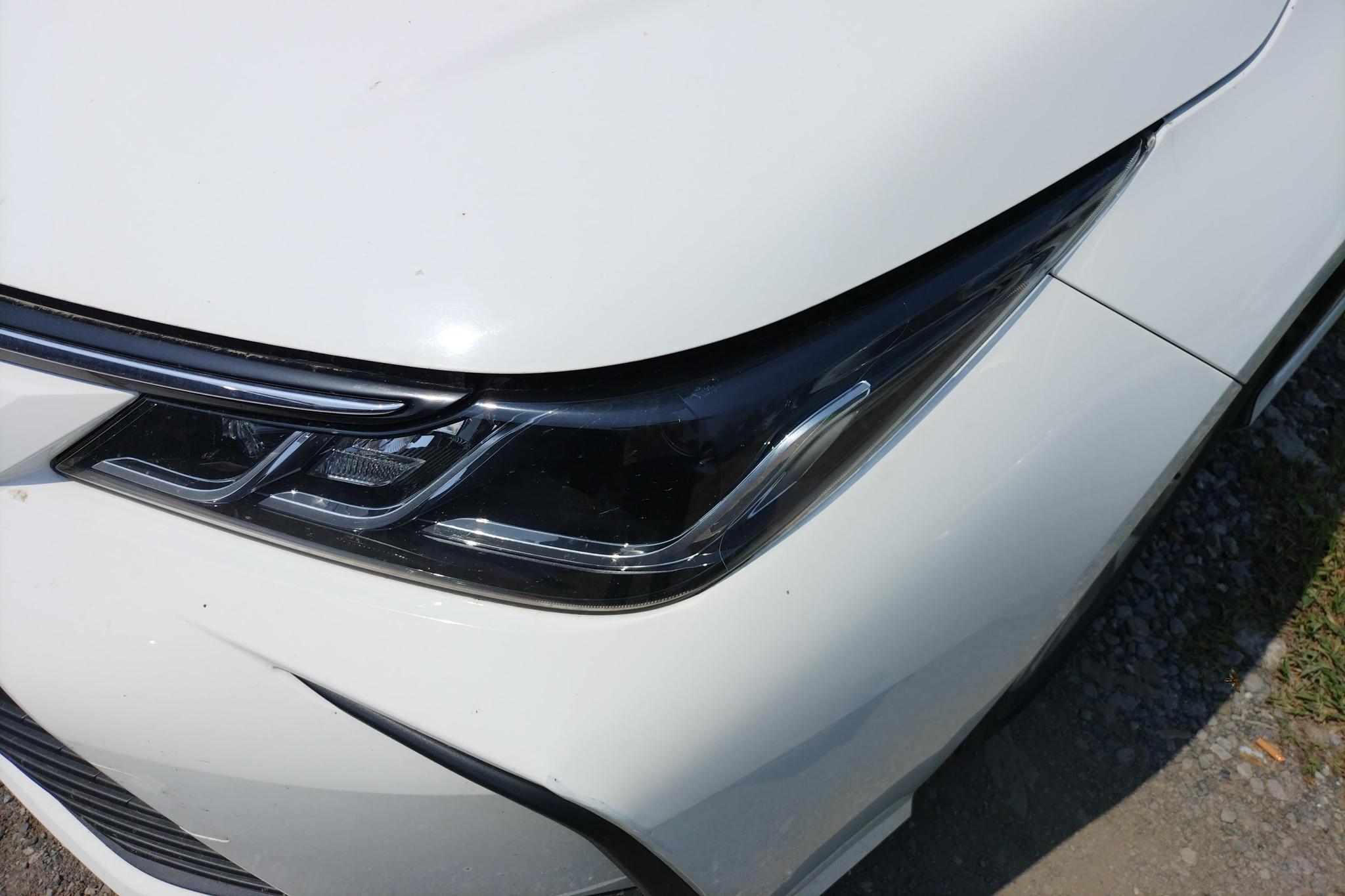 Toyota Corolla id 4513678 из Китая 16