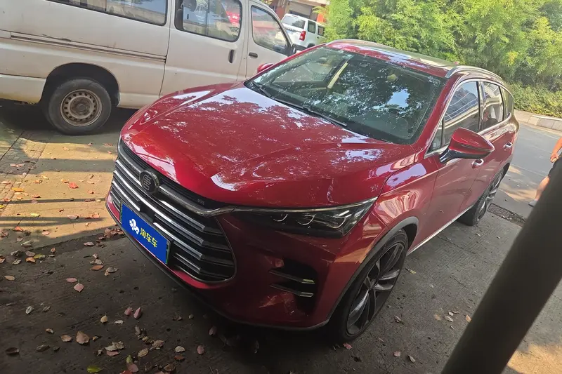 BYD Tang DM 2.0 T AWD 7 V