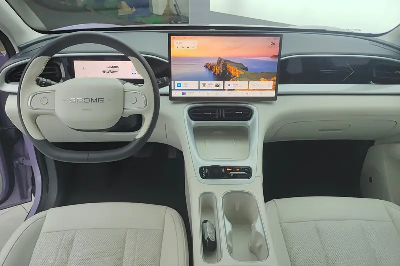 Geely Galaxy Starwish — фото 8