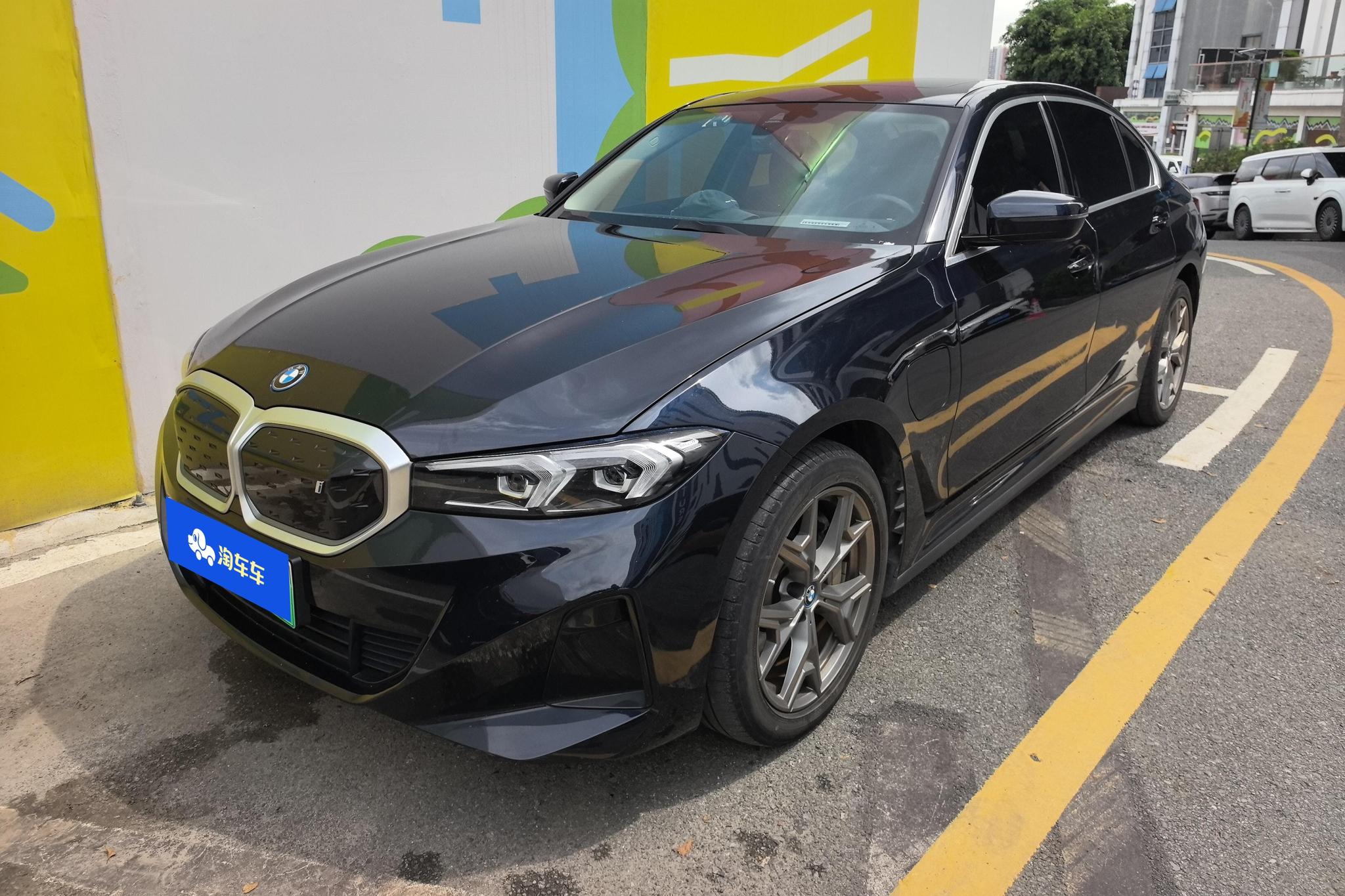 BMW i3 2022 Черный из Китая