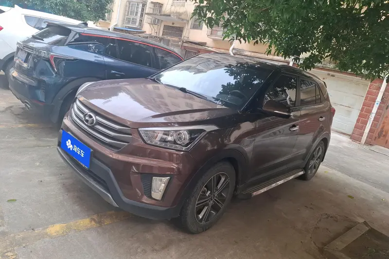 Hyundai ix25 — фото 1